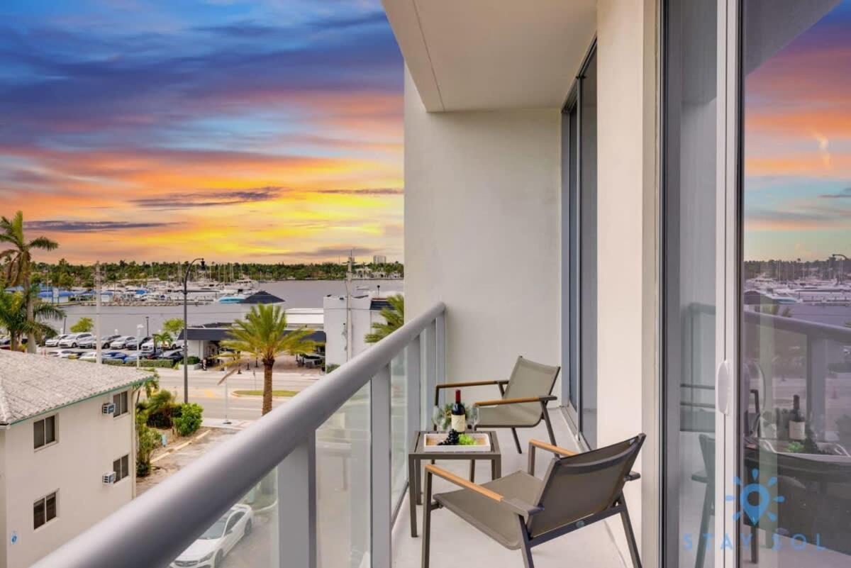 Exclusive Apartment - Rooftop Pool- Beachfront Hollywood Exterior photo